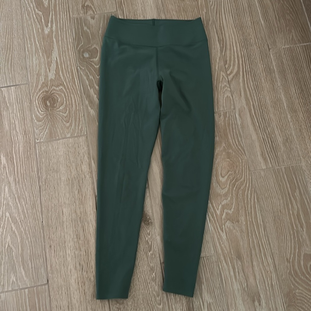 Uniqlo Green Leggings High-Waisted Slim Fit - Picture 4 of 11
